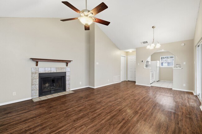 Photo - Northwest Crossing Retreat with Greenbelt Views