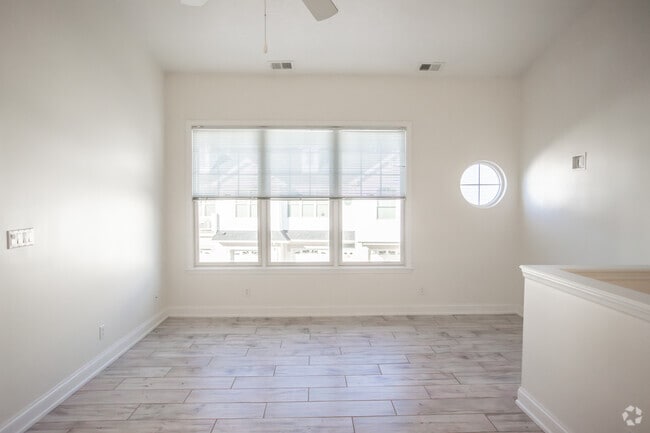 1BR, 1BA - Cranbrook - Living Room - The Pointe at Adams Ridge