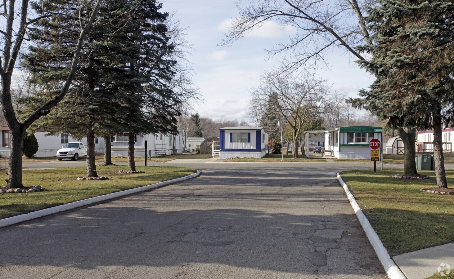 Photo - Groveland Manor Apartments