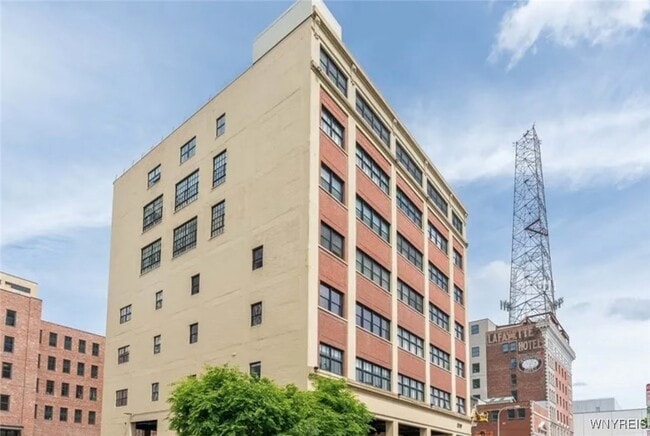 Building Photo - 210 Ellicott St Rental