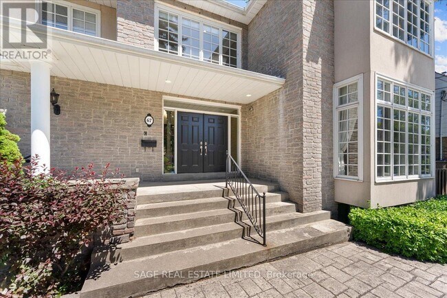 Photo - 67 Agincourt Dr