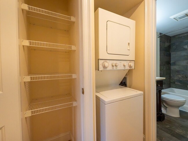 Photo - 152 North St Unit APT C