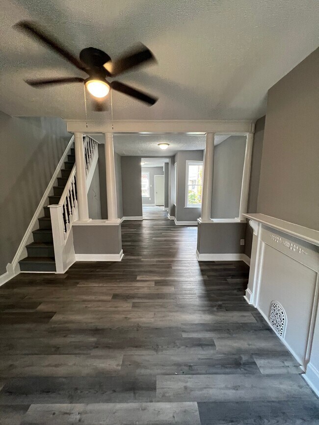 Photo - 114 N Yewdall St