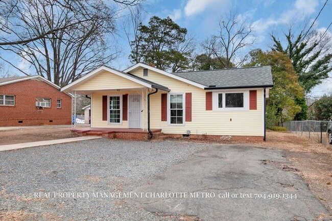 Photo - Charming Downtown Albemarle Cottage with Timeless Appeal