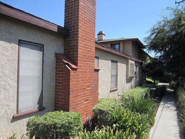 Photo - 9420 Woodruff Ave