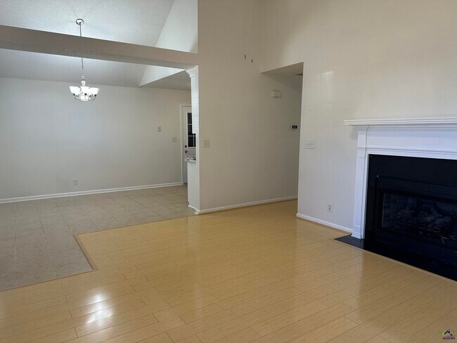 Photo - 202 Grand Ave