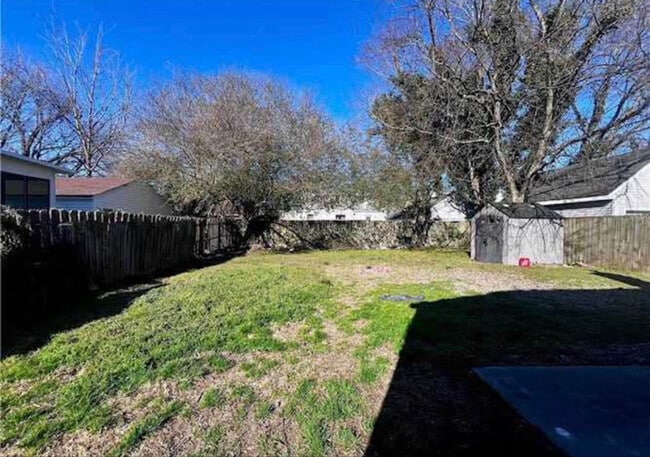 Photo - 306 E Leicester Ave