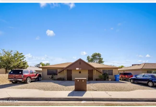 Photo - 1567 W Peoria Ave Casa Adosada