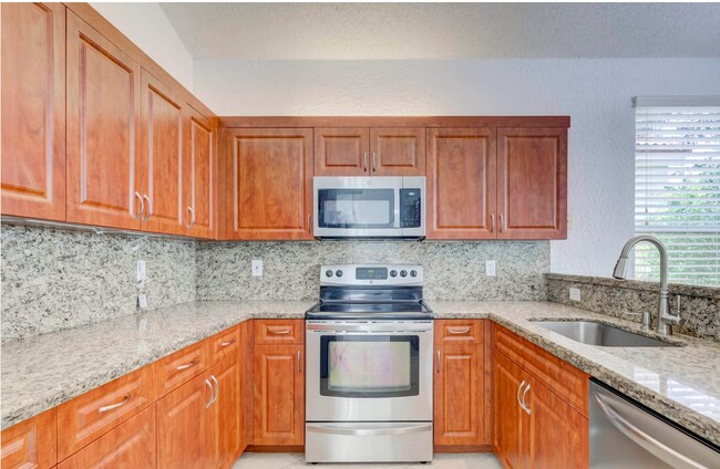 Photo - 6349 NW 78th Dr