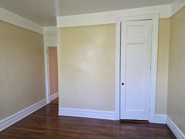 Photo - 1921 Andrews Ave S Unit #7