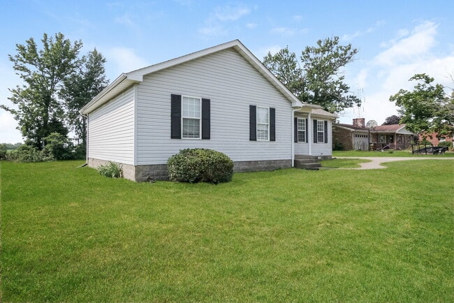 Photo - 127 Agin Way