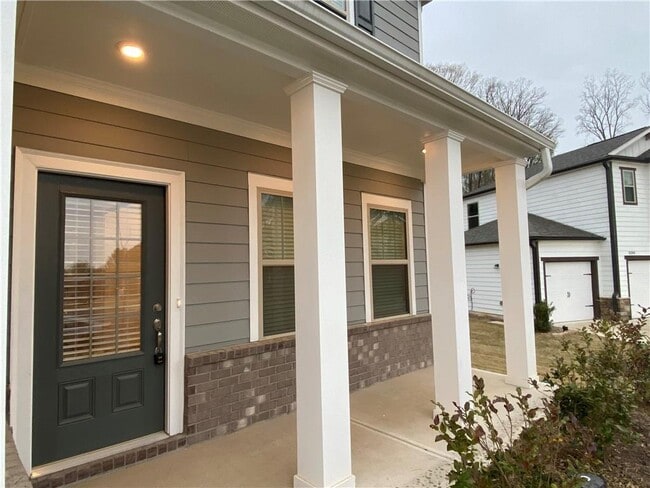 Photo - 3290 Summerpoint Crossing