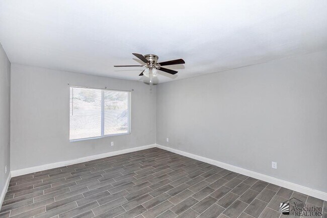 Photo - 2829 S 17th Ave