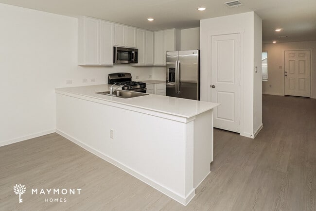 Photo - 542 Layne Overlook