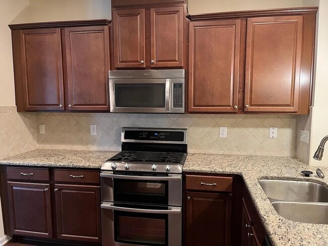 Photo - Beautiful Home in Durham Community with Pool, Gym & Walking Trails