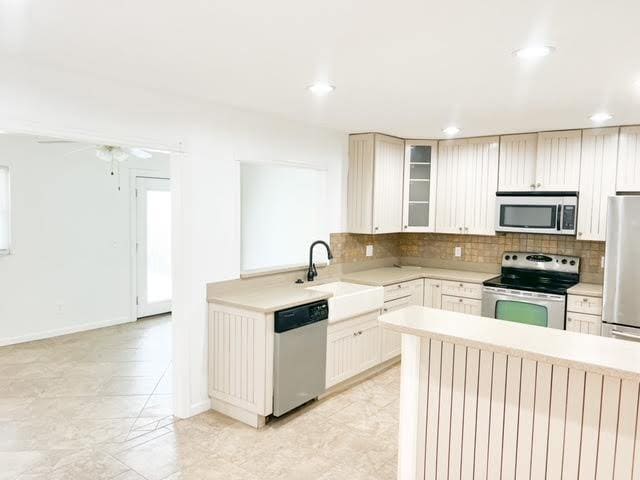 Photo - 200 Cedar Hill Ln