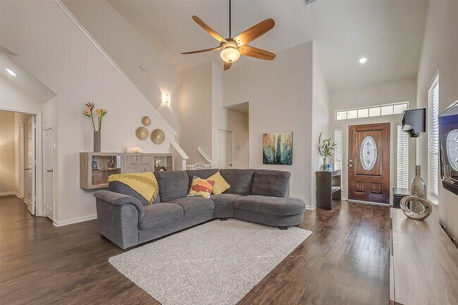 Photo - 25311 Sierra Woods Ln