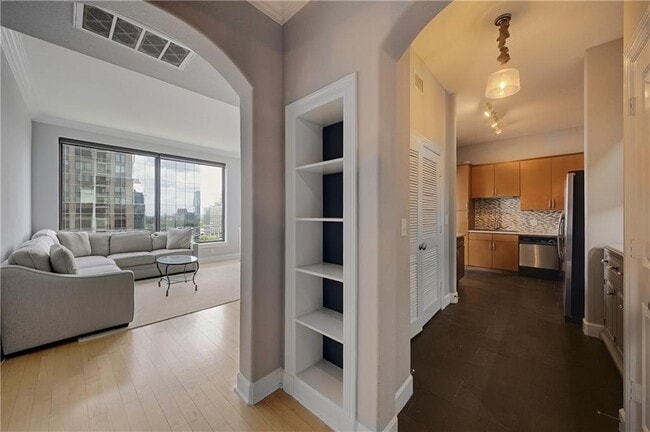Photo - 3445 Stratford Rd NE Unit 2507