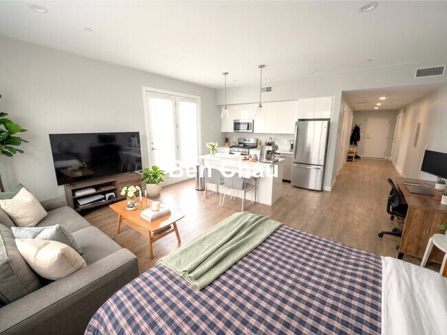 Photo - 44 Medford St