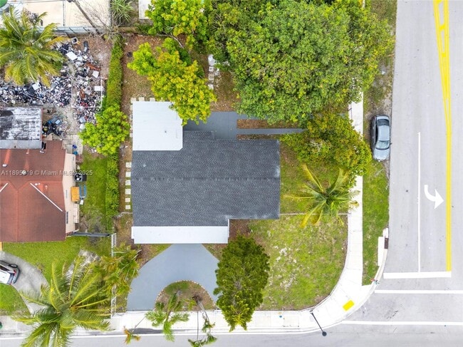 Photo - 1041 NW 199th St