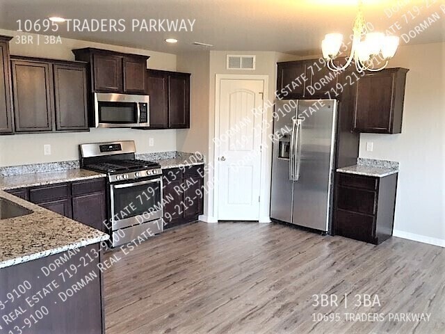 Photo - 10695 Traders Pkwy