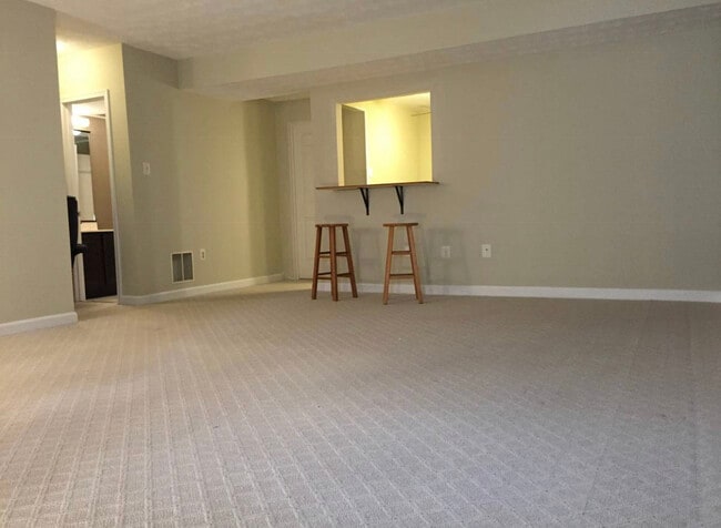 Photo - 4609 Luxberry Dr