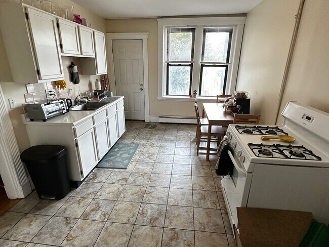 Photo - 1682 Commonwealth Ave Apartments Unit #2