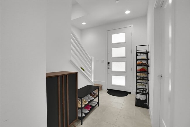 Photo - 140 Allusion