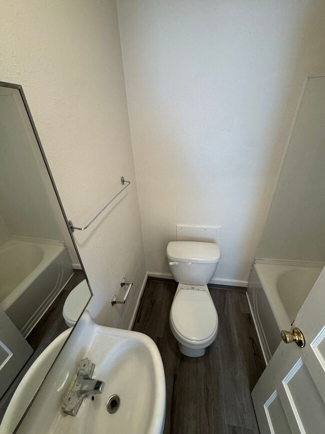 1303 S 10th Ave Unit 4