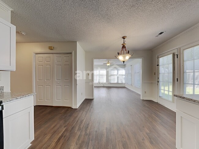 Photo - 8600 Morgan Run Ct