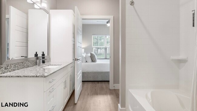 3060 Southcreek Blvd Unit 8-106
