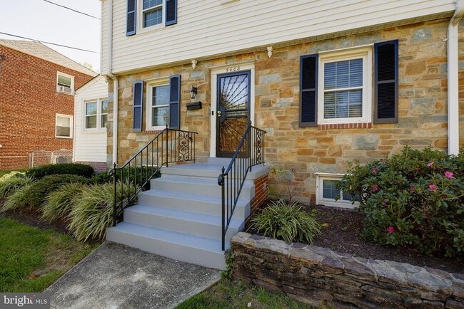 Photo - 5408 20th Ave