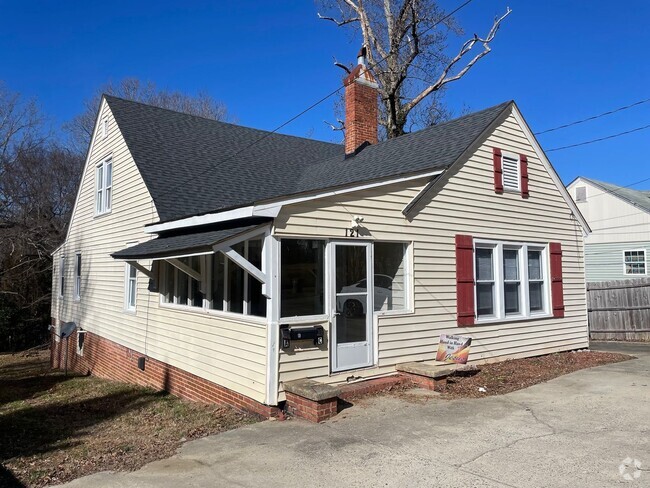 Building Photo - 1603 Unit 121-B Rental