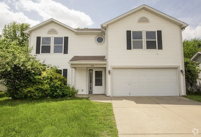 Building Photo - Beautiful 4 Bedroom Home!
