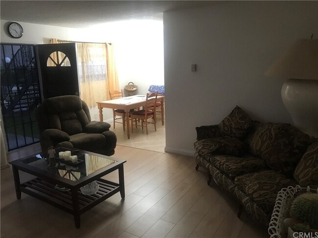 Photo - 5500 Ackerfield Ave