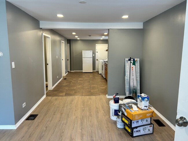 Photo - 2900 S Quinn St Unit 1F