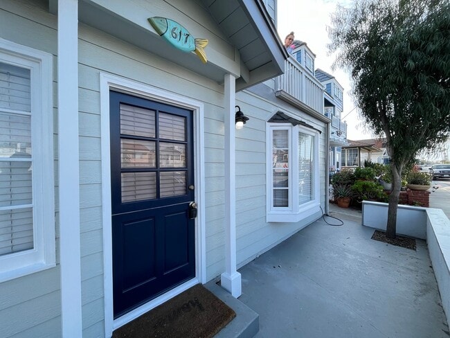 Photo - 617 W Balboa Blvd Apartment Unit 617 W. Balboa