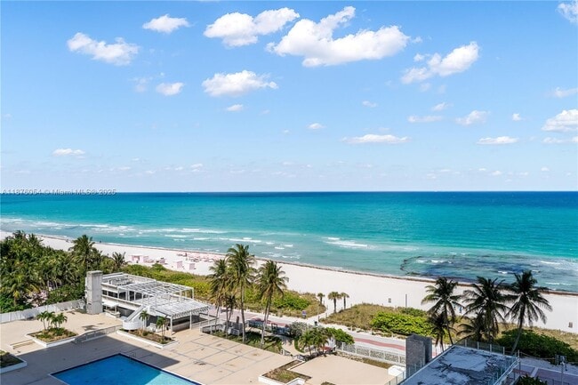 Photo - 4779 Collins Ave Unit 1008