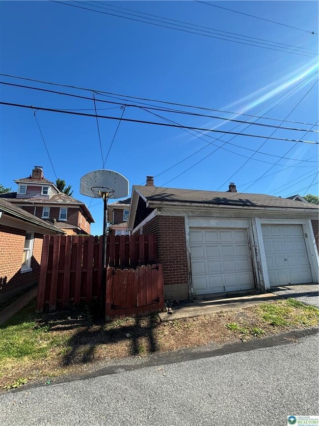 Photo - 2238 Fairview Ave
