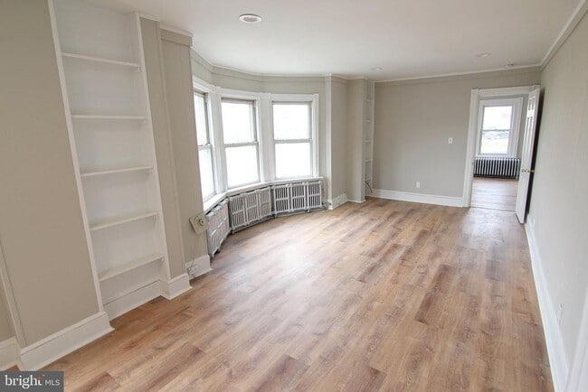 Building Photo - 201 Spring Mill Ave Rental
