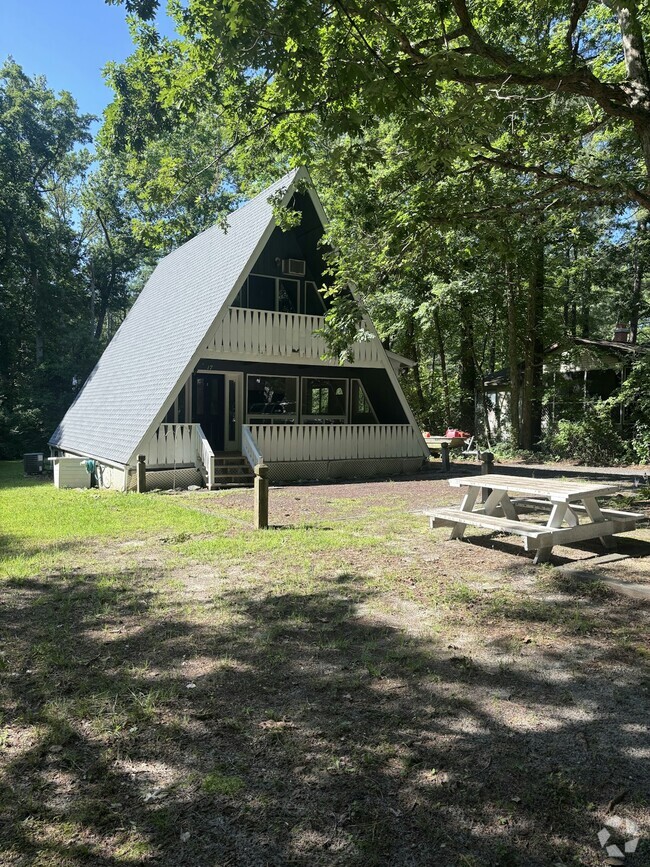 Building Photo - 17 Sandyhook Rd Rental