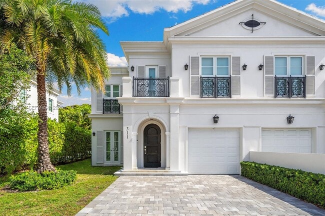 Photo - 315 Santander Ave