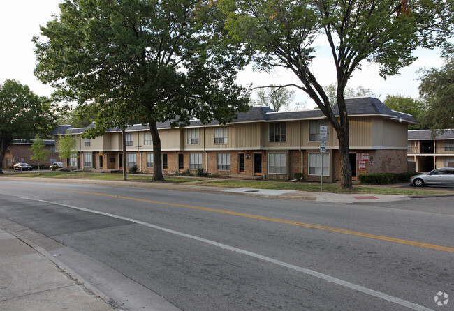 New World Apartments - New World Apartments