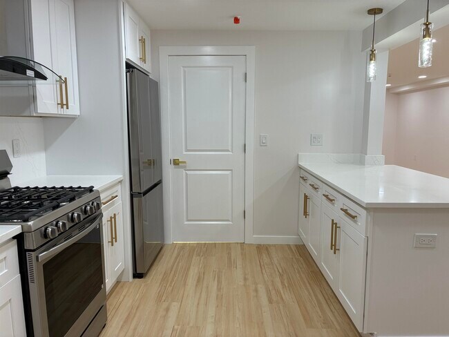 Photo - 716 11th St Unit 1