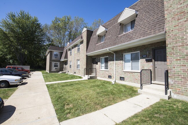 Pangea Lakes Apartments For Rent In Chicago Il Forrent Photo Pangea Lakes Apartments