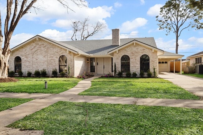 Building Photo - 7715 Twin Hills Dr