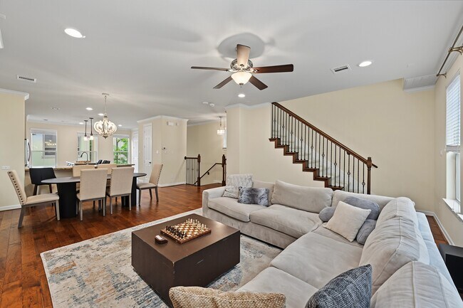 Photo - 2713 Shadybrook Meadow Dr