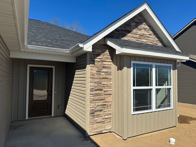 Photo - BRAND NEW 3 Bed 2 Bath in WAYNESVILLE - FOR RENT