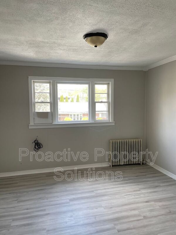 Photo - 67-69 New St House