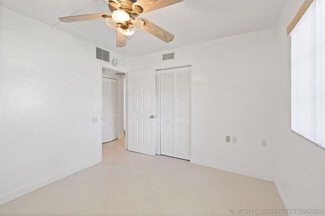 Photo - 1105 Bahama Bend Unit A1